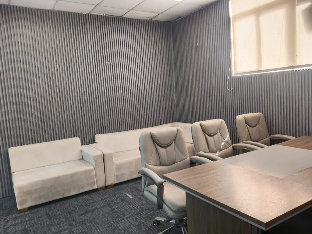 186495541_co working (6).webp